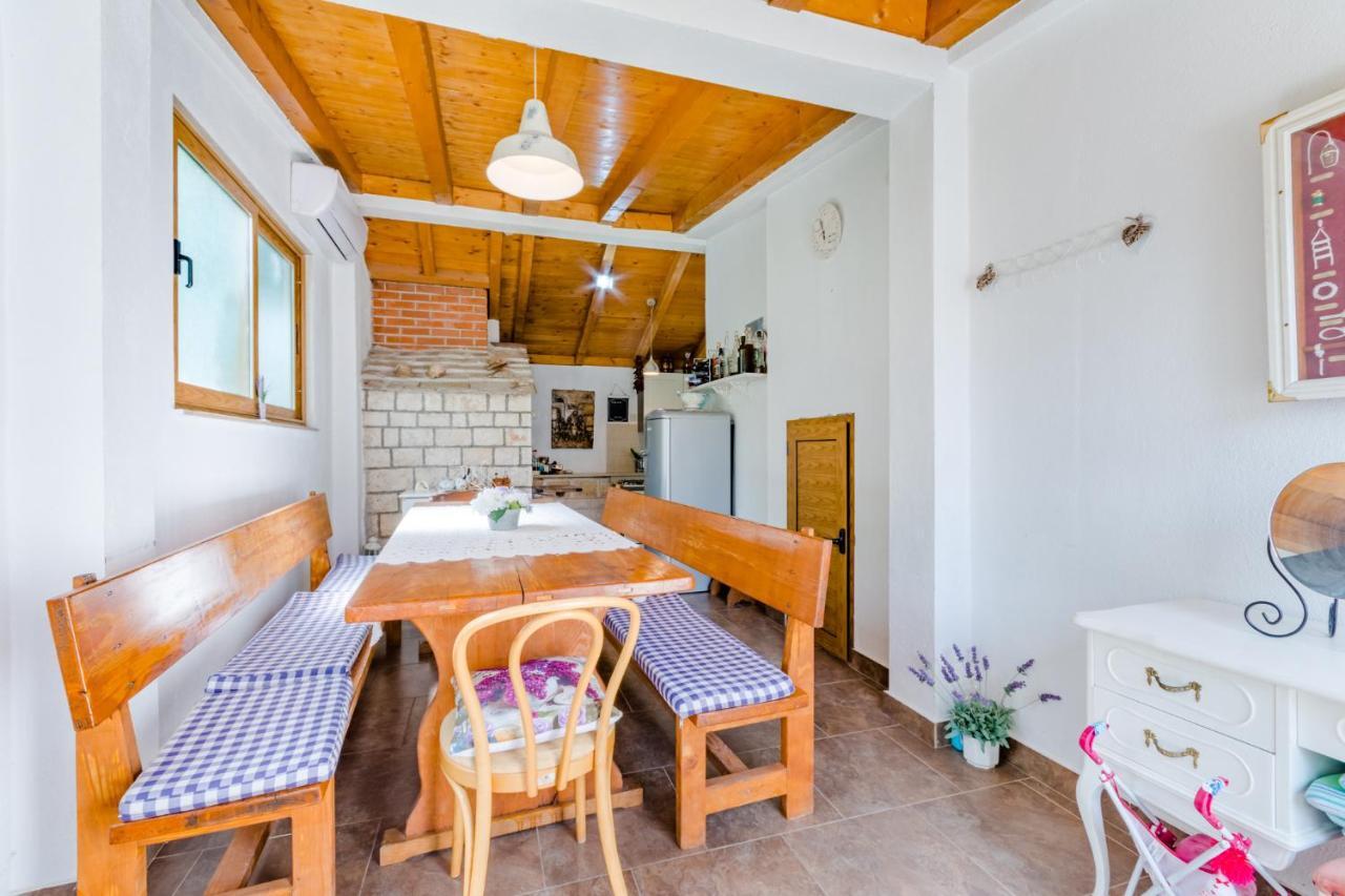Villa Dinka Сутіван Екстер'єр фото